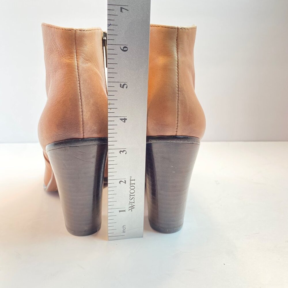 Vince Camuto Womens  Size 7.5  Ankle Booties Tan Leather  3" Block Heel - Picture 5 of 10